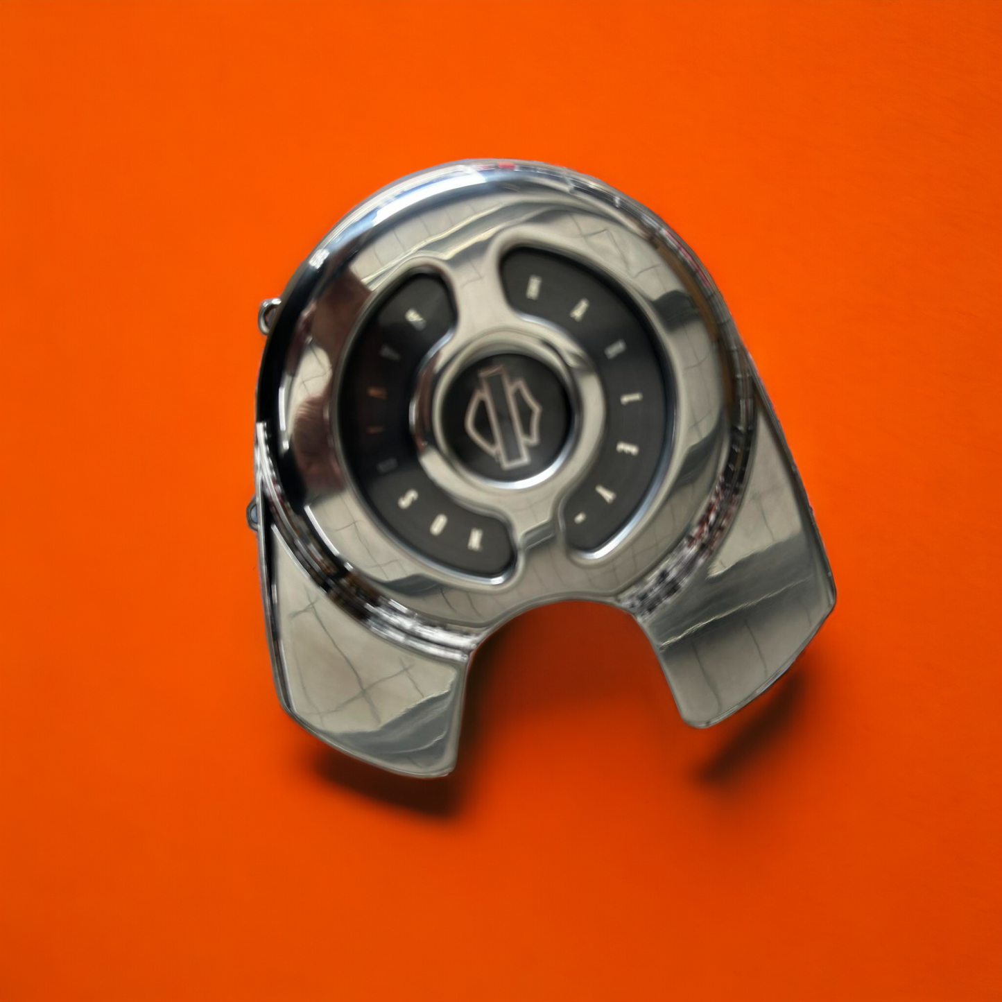 V Rod Front Pulley/Sprocket Cover, Polished