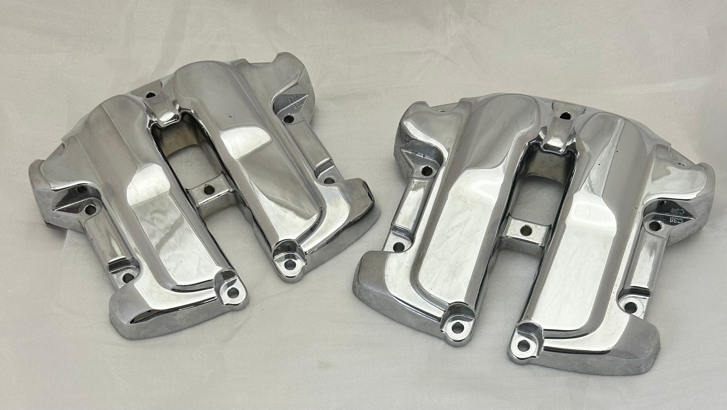 Milwaukee-Eight Gloss Chrome Upper Rocker Box Cover (Set)